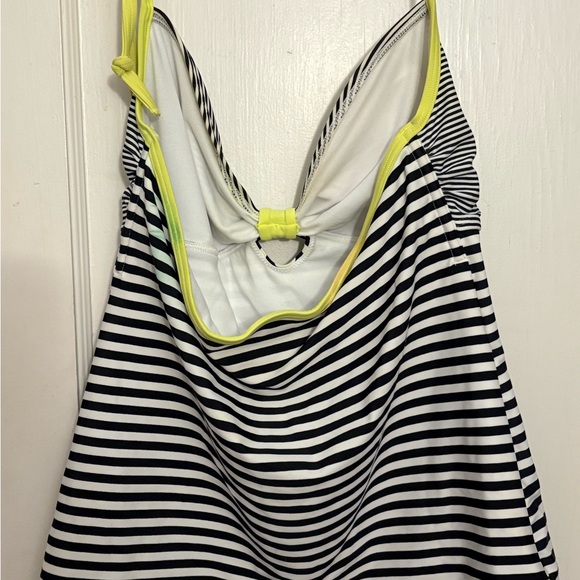 Old Navy halter tankini top - Picture 3 of 5